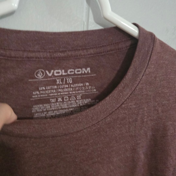 Volcom T-Shirt Mens XL Maroon Heathered Short Sleeve Stone Logo Tee - Picture 2 of 6